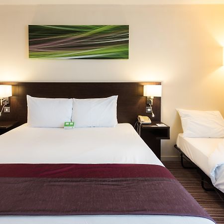 Holiday Inn Slough Windsor By Ihg Экстерьер фото