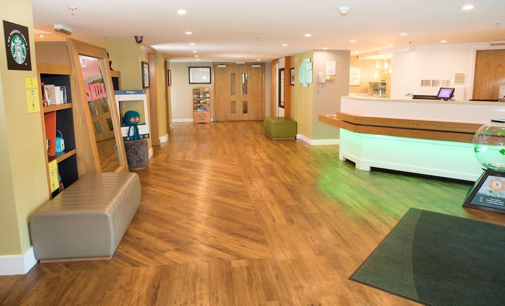 Holiday Inn Slough Windsor By Ihg Экстерьер фото