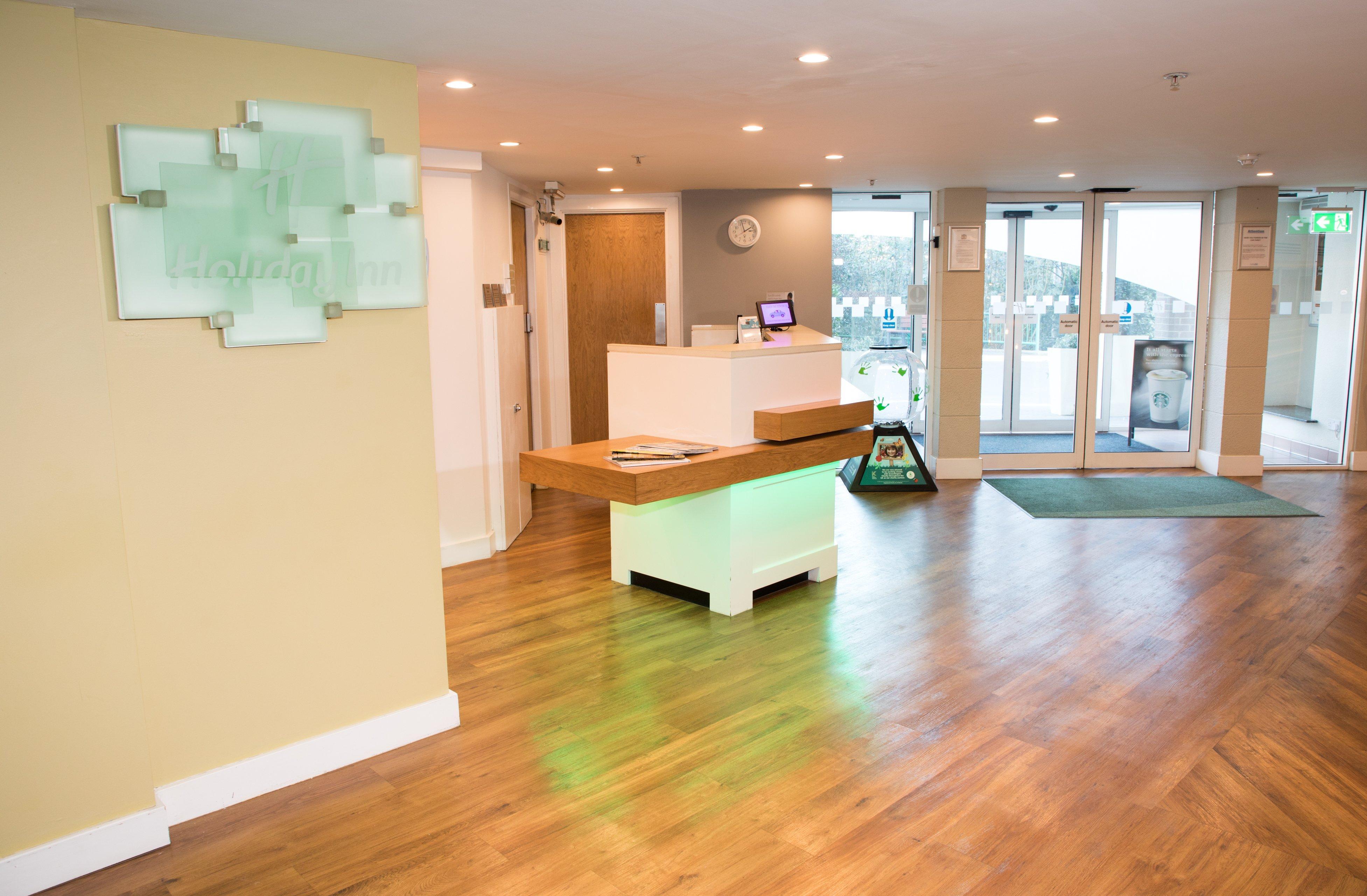 Holiday Inn Slough Windsor By Ihg Экстерьер фото