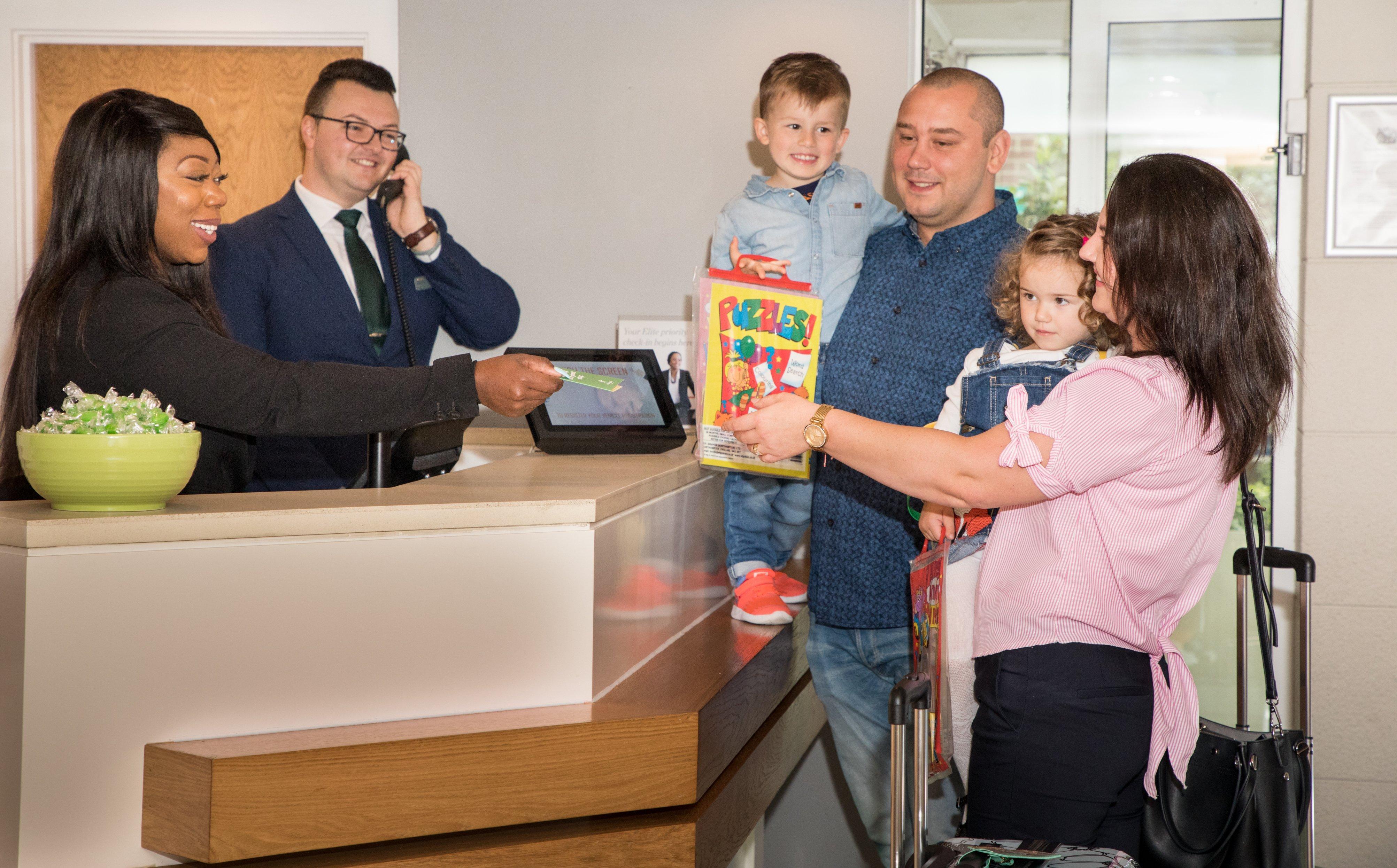 Holiday Inn Slough Windsor By Ihg Экстерьер фото