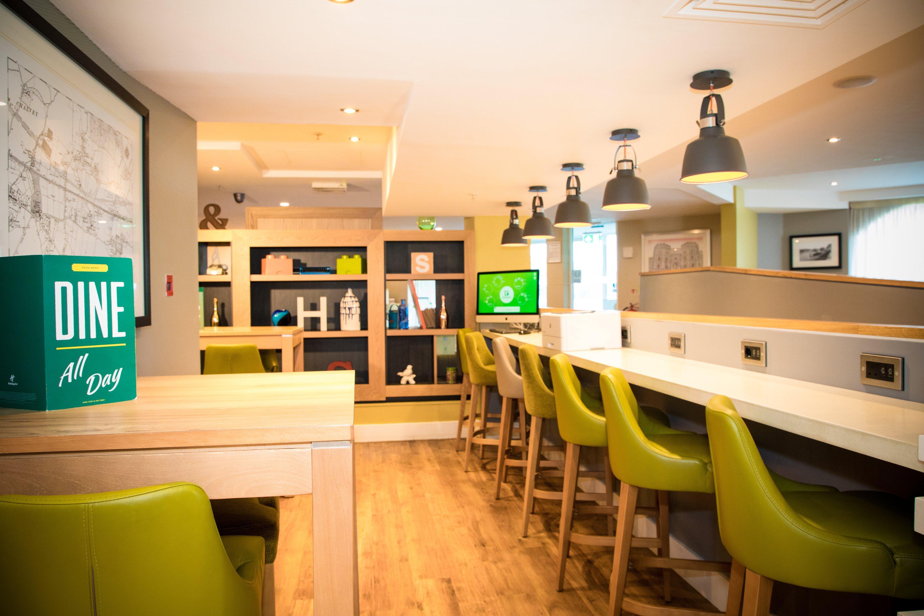 Holiday Inn Slough Windsor By Ihg Экстерьер фото