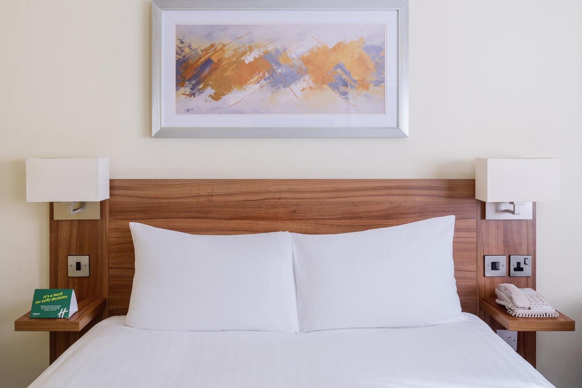 Holiday Inn Slough Windsor By Ihg Экстерьер фото