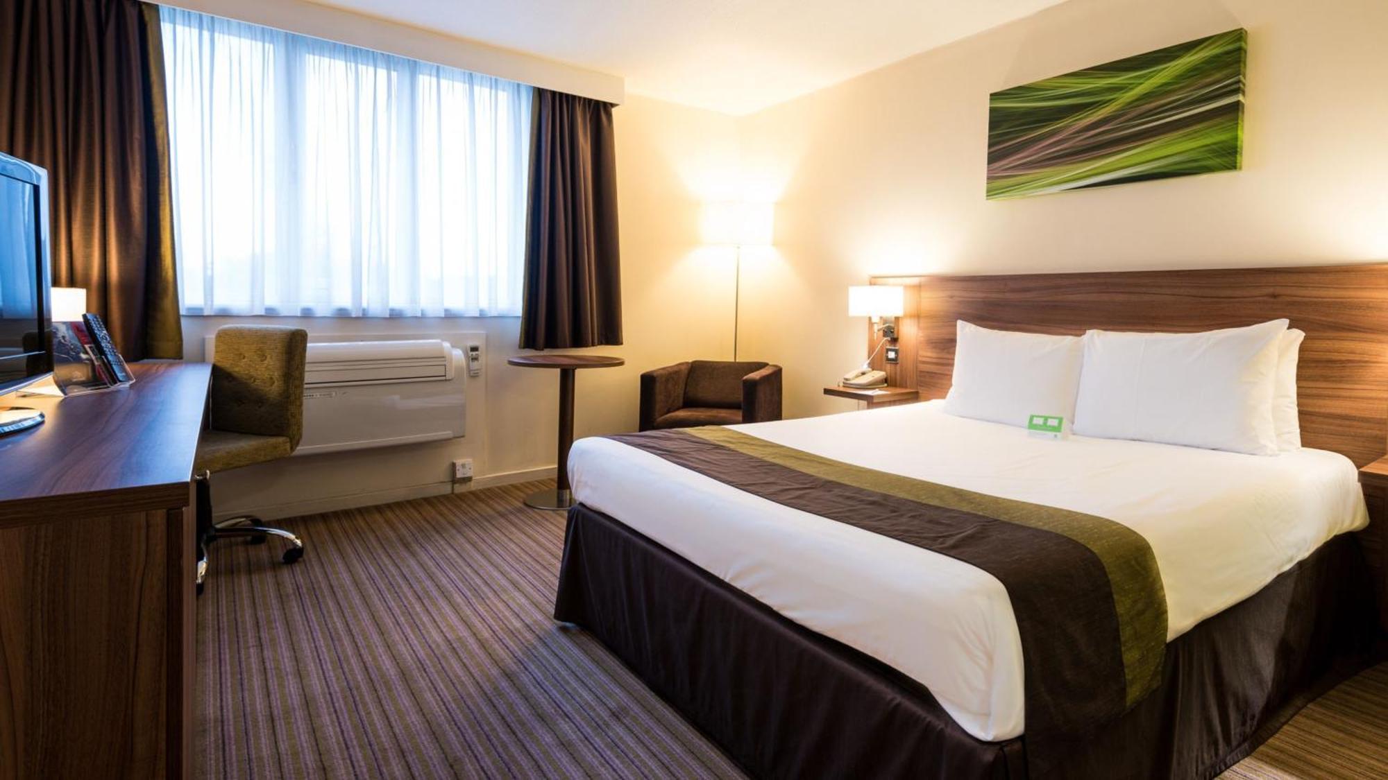 Holiday Inn Slough Windsor By Ihg Экстерьер фото