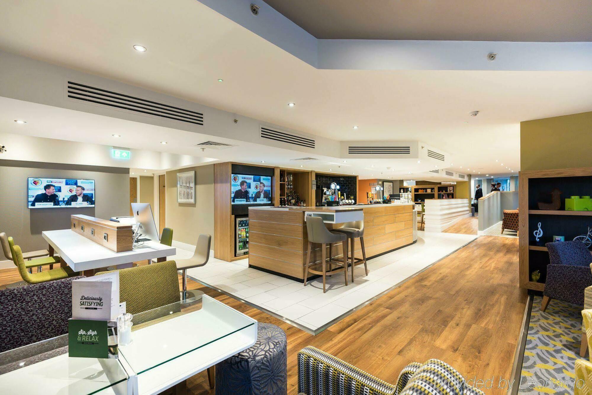 Holiday Inn Slough Windsor By Ihg Экстерьер фото
